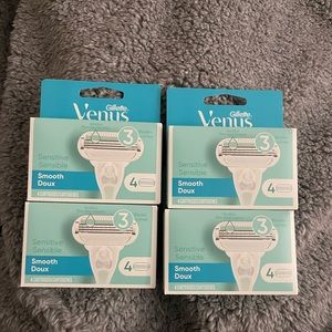 Venus razor head bundle